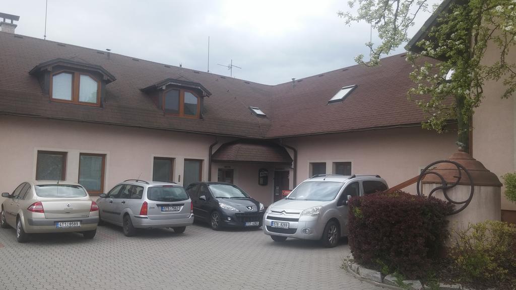 Pension & Restaurant Silma With Wellness Rychvald Εξωτερικό φωτογραφία