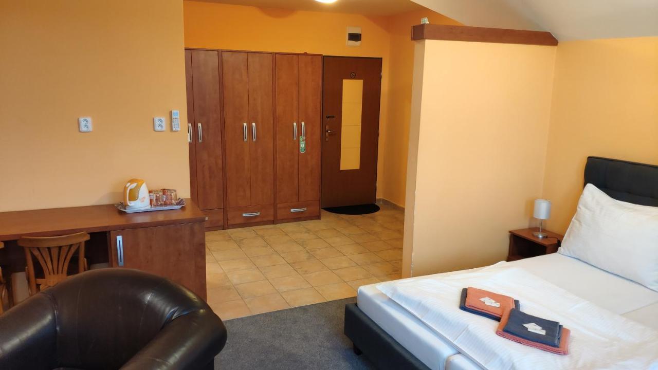 Pension & Restaurant Silma With Wellness Rychvald Εξωτερικό φωτογραφία